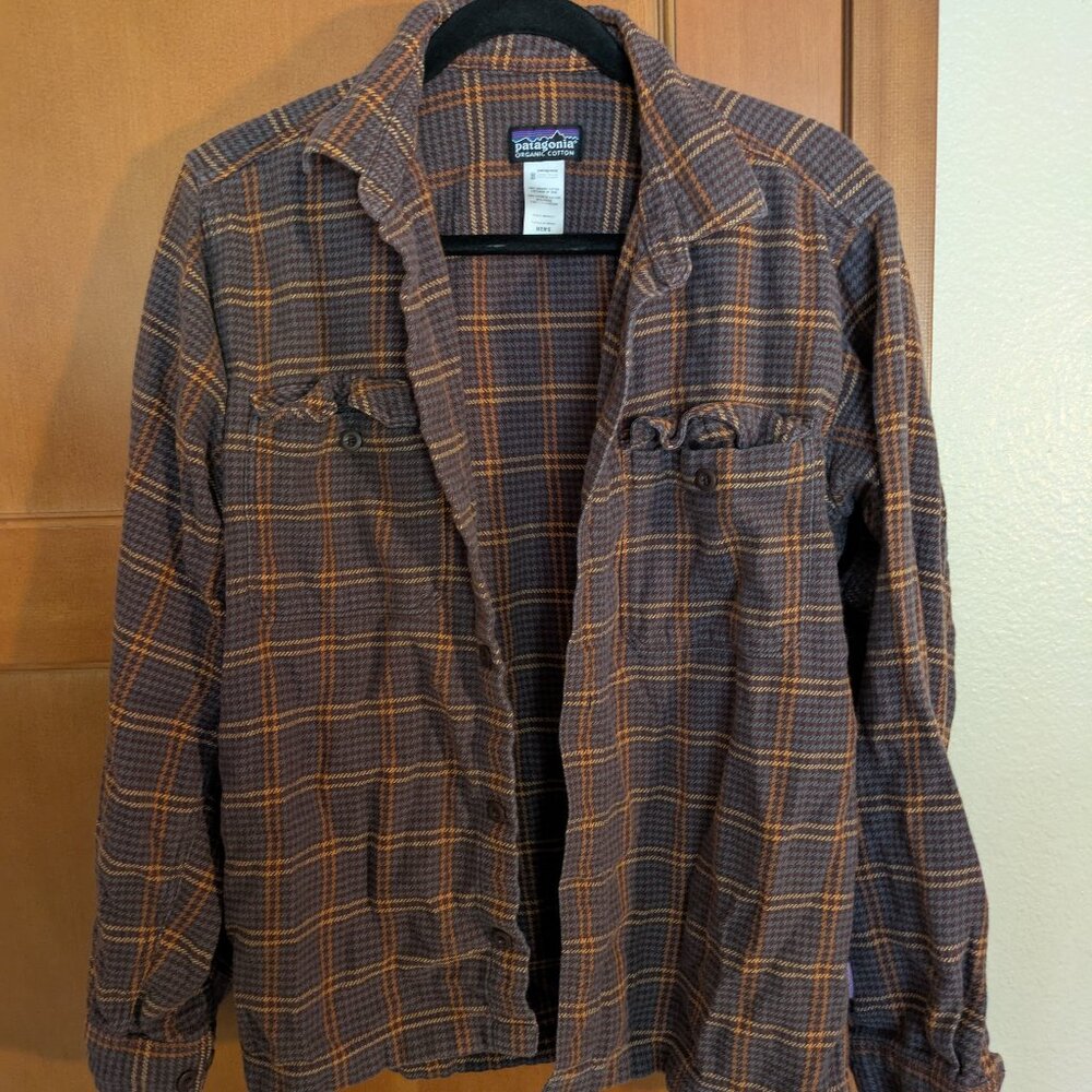 Patagonia Brown Flannel EUC